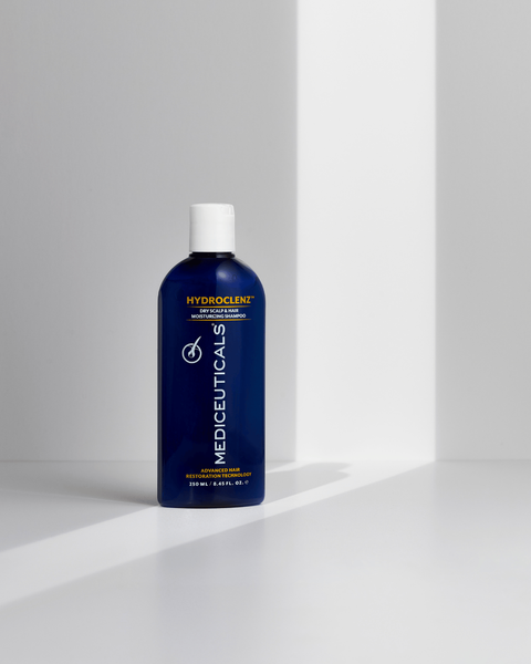 Mediceuticals Hydroclenz&trade; szampon pielęgnacyjny do suchej sk&oacute;ry głowy i włos&oacute;w z tendencją do wypadania, 250 ml 51003 zdjęcia