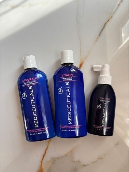 Mediceuticals zestaw do pielęgnacji suchych włos&oacute;w i sk&oacute;ry głowy z tendencją do przerzedzania dla kobiet (Saturate&trade; 250ml, Vitatin&trade; 250ml, Cellagen&trade; 125ml) 52010 zdjęcia
