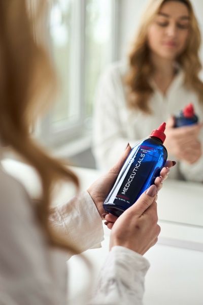 Mediceuticals TheraRx&trade; &ndash; Pielęgnacja sk&oacute;ry głowy, wspierająca oczyszczenie i komfort, 250 ml 54001 zdjęcia