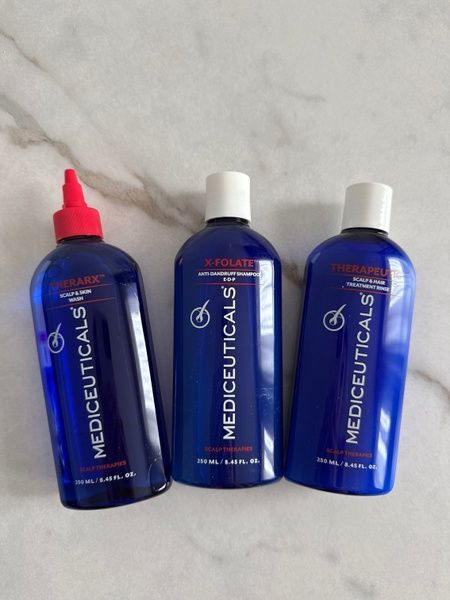 Mediceuticals Zestaw kosmetyk&oacute;w Dandruff (X-Folate&trade; 250ml, Therapeutic&trade; 250ml, TheraRx&trade; 250ml) 54010 zdjęcia