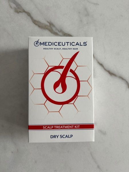 Mediceuticals Zestaw kosmetyk&oacute;w do pielęgnacji sk&oacute;ry głowy ze skłonnością do suchości (X-Derma&trade; 250ml, Therapeutic&trade; 250ml, TheraRx&trade; 250ml) 54011 zdjęcia