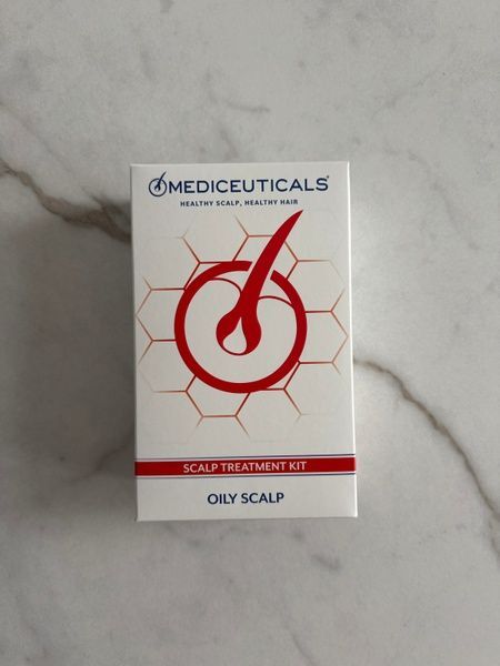 Mediceuticals Zestaw kosmetyk&oacute;w do tłustej sk&oacute;ry głowy (Sov-X&trade; 250ml, Therapeutic&trade; 250ml, TheraRx&trade; 250ml) 54012 zdjęcia